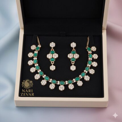 Royal Green Stone Jewelry Set