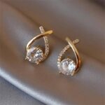 Golden Elegance Earrings - Image 4