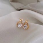 Golden Elegance Earrings - Image 2