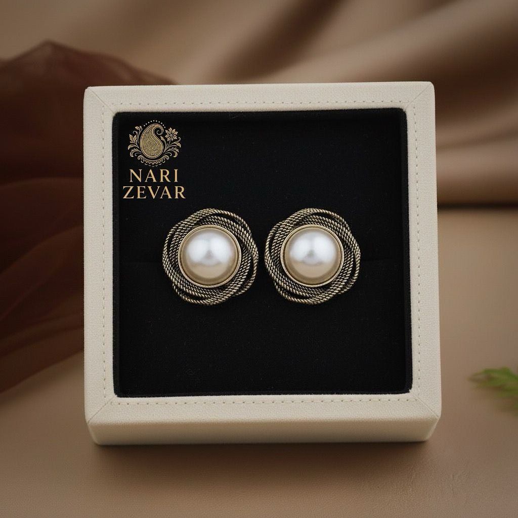 Vintage Pearl Studs