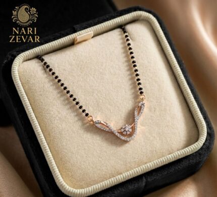 Timeless Curve Mangalsutra