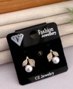 Go-To Earrings - Image 3