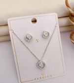 Minimal Chain & Earrings Combo - Image 6